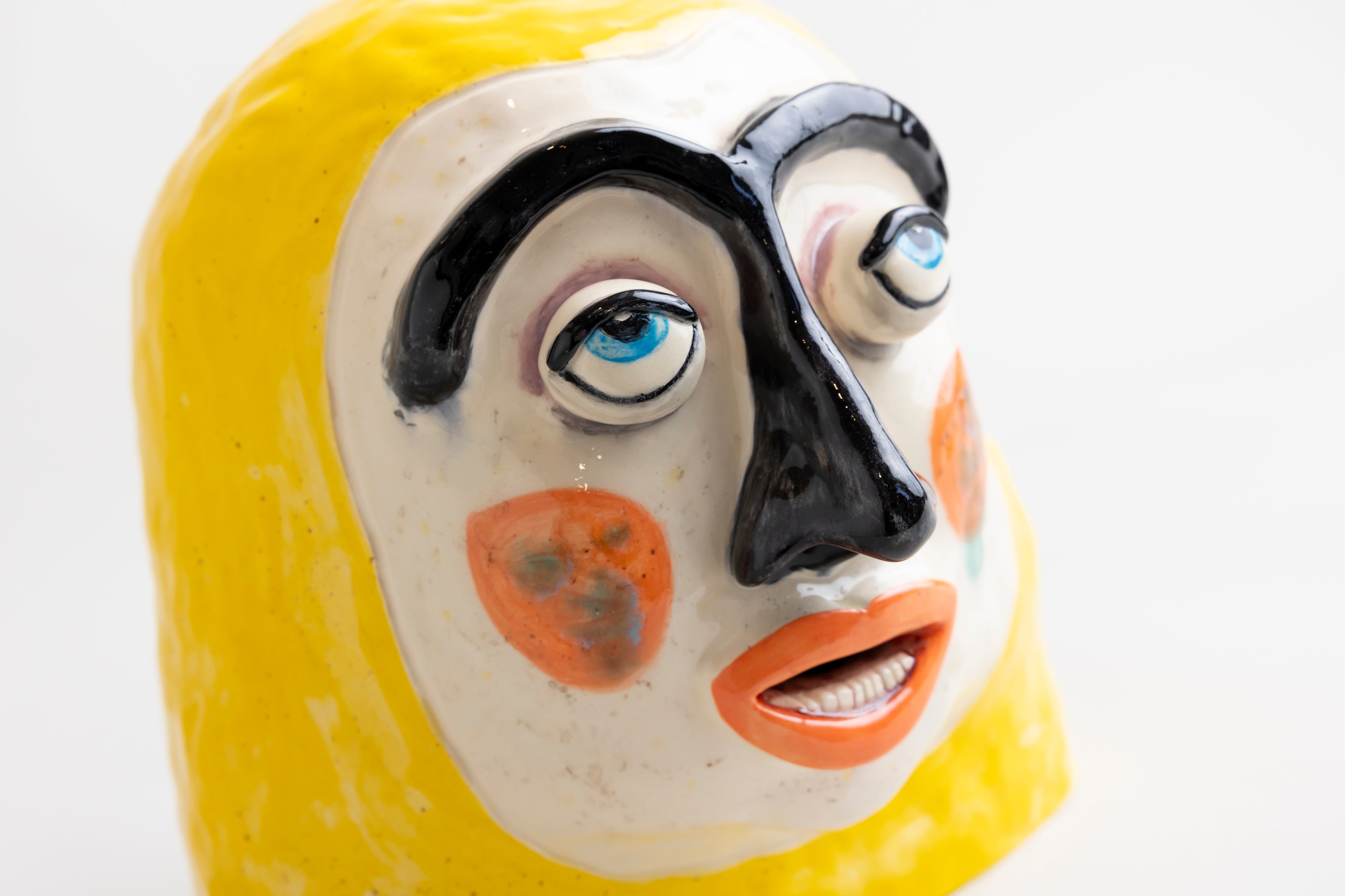 Buscando un recuerdo Original Sculpture by Johanna El Zelah