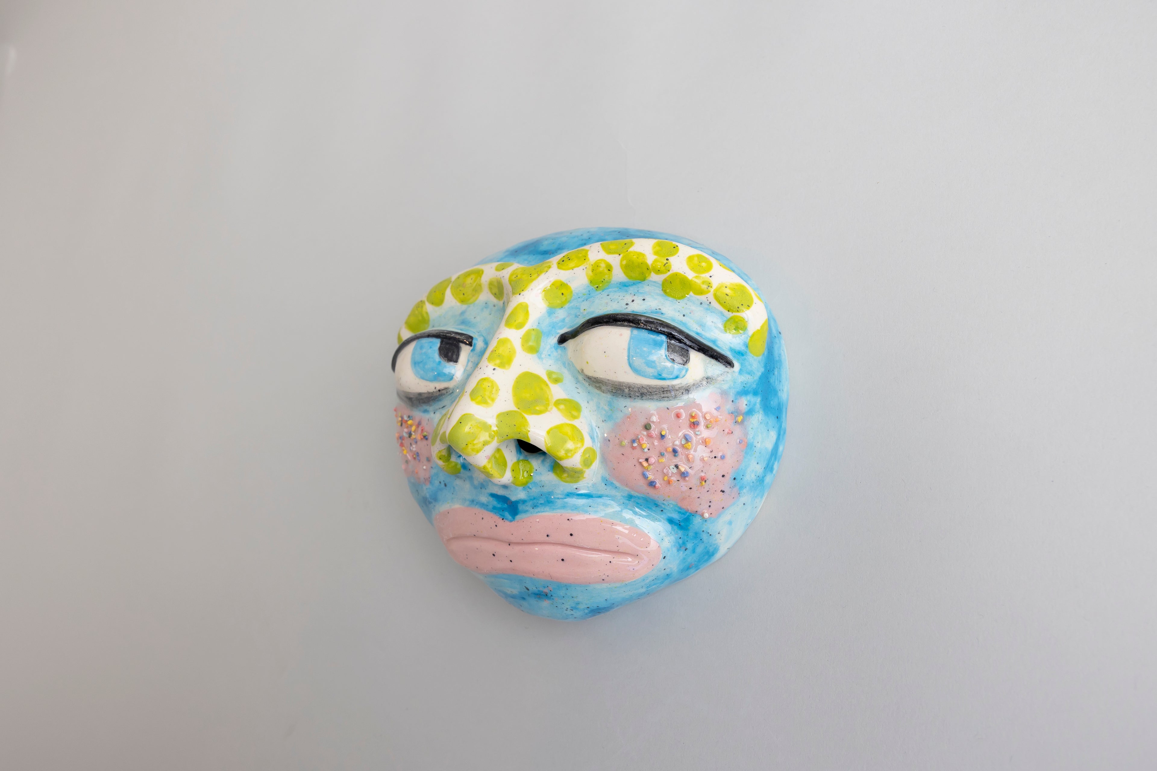 No estoy triste (azul) Original Sculpture by Johanna El Zelah